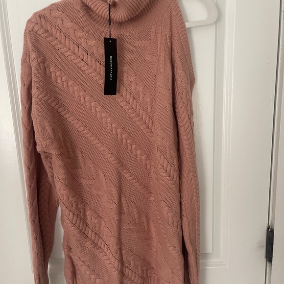 BCBGMAXAZRIA Cable Knit Cutout Turtleneck Sweater – Dusty Rose – Size M – NWT - Picture 2 of 4